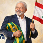 Ilustração editorial gerada por IA de Lula segurando a faixa presidencial brasileira e a bandeira do Líbano, com 65,36%.